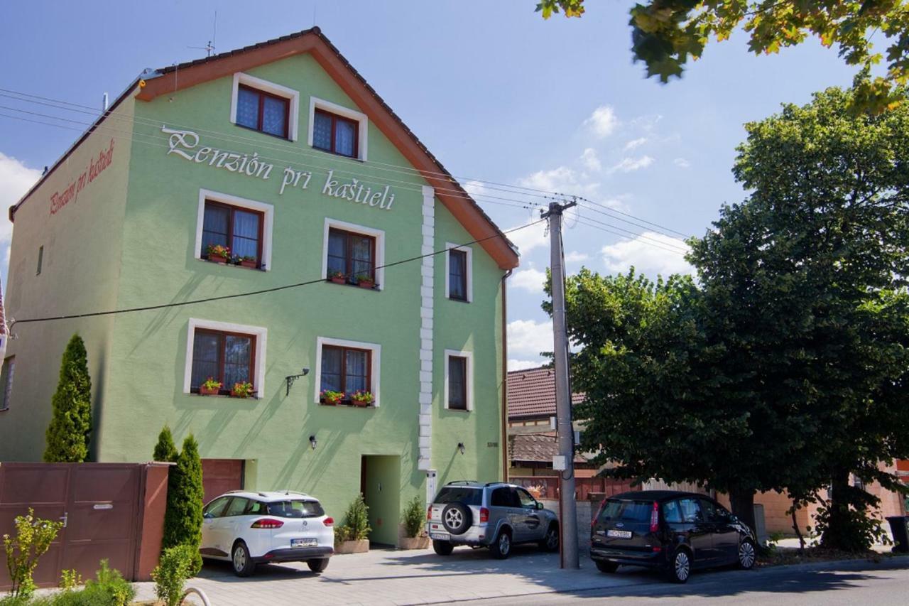 Penzion Pri Kastieli Bratislava Bagian luar foto